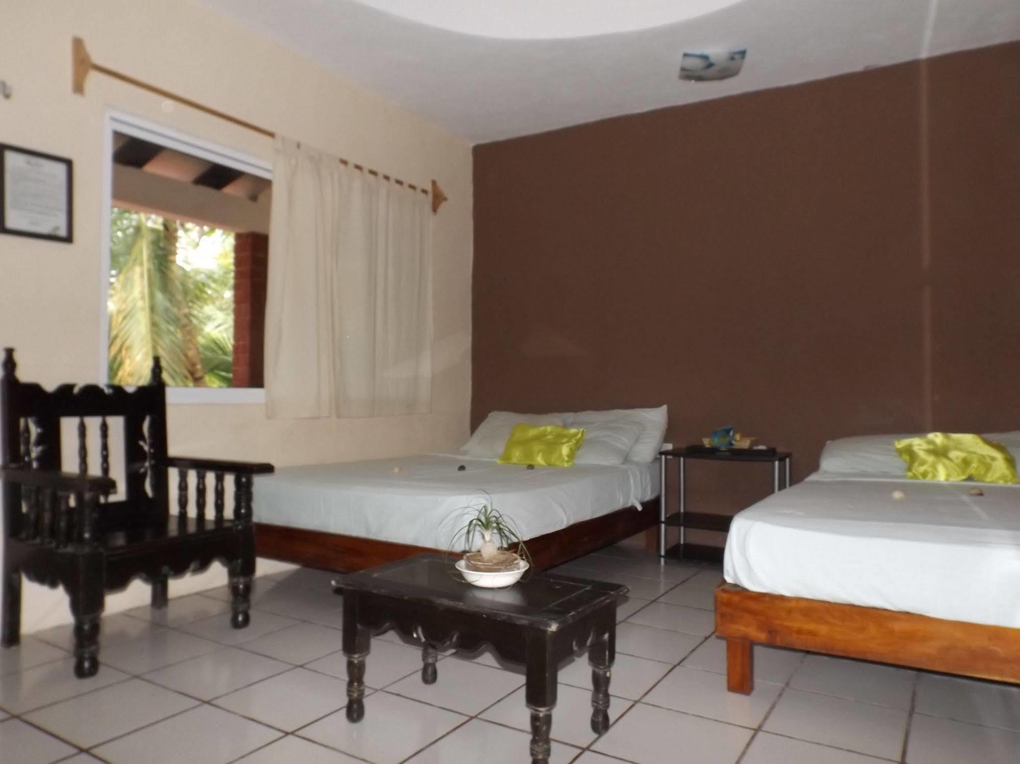 Hôtel Nido Del Quetzal à Bacalar Extérieur photo
